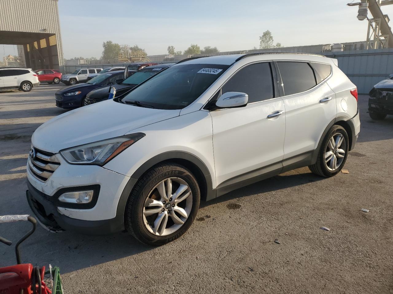 2014 Hyundai Santa Fe Sport 2.0t White vin: 5XYZU3LAXEG157022