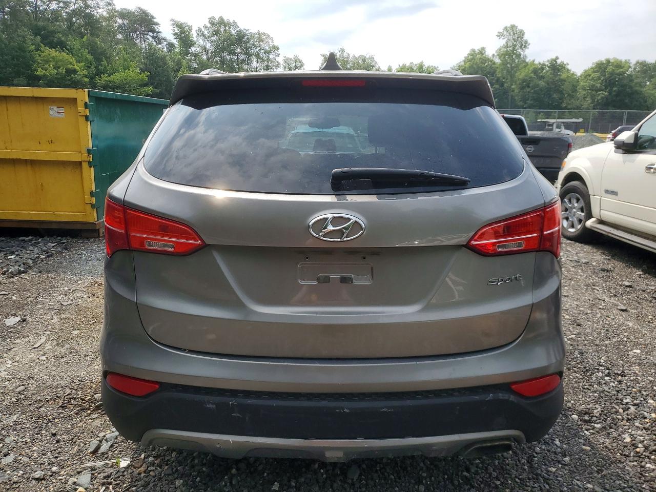 2013 Hyundai Santa Fe Sport 2.4l Brown vin: 5XYZU3LB0DG004172