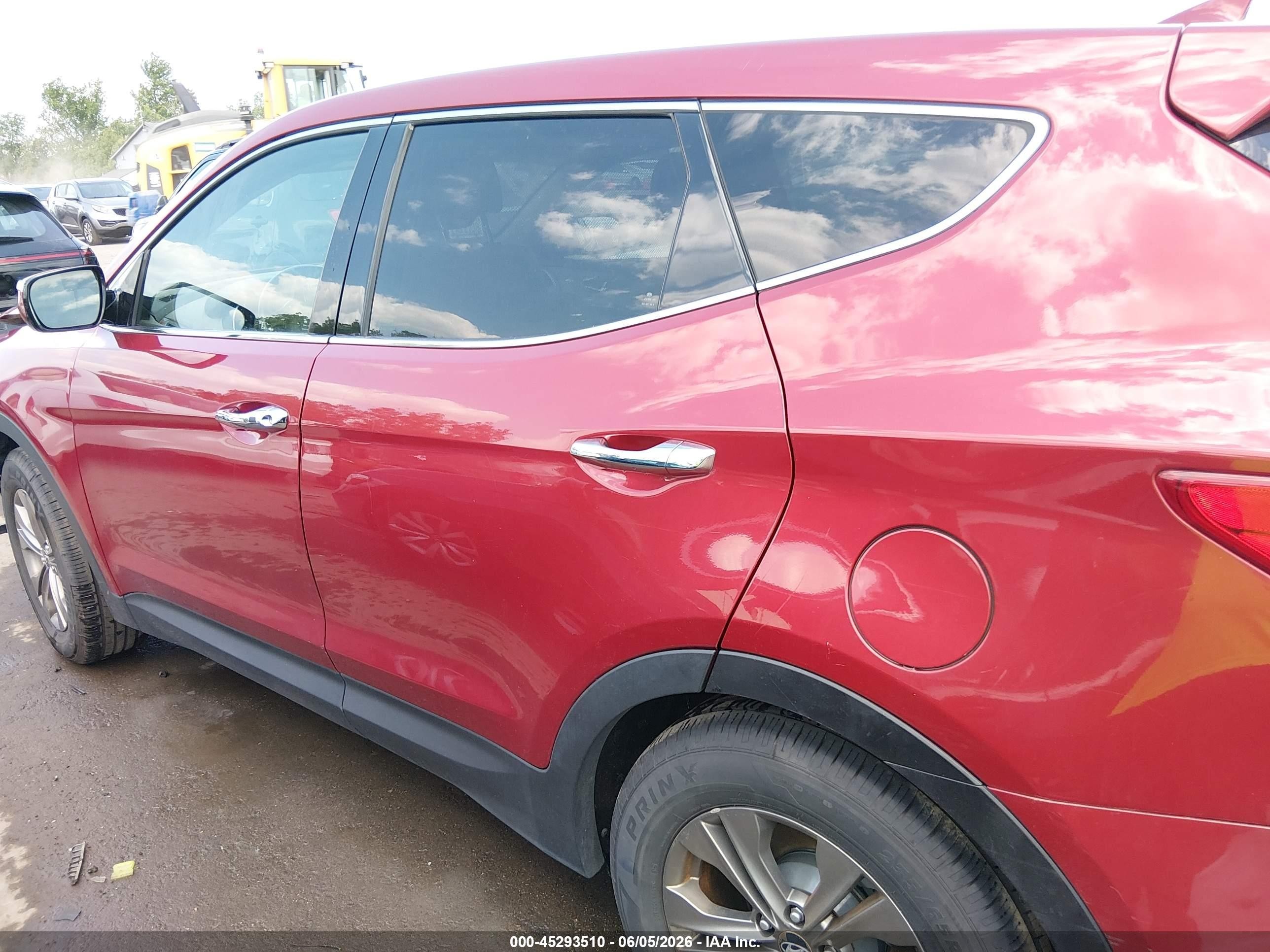 2013 Hyundai Santa Fe Sport Red vin: 5XYZU3LB0DG093189