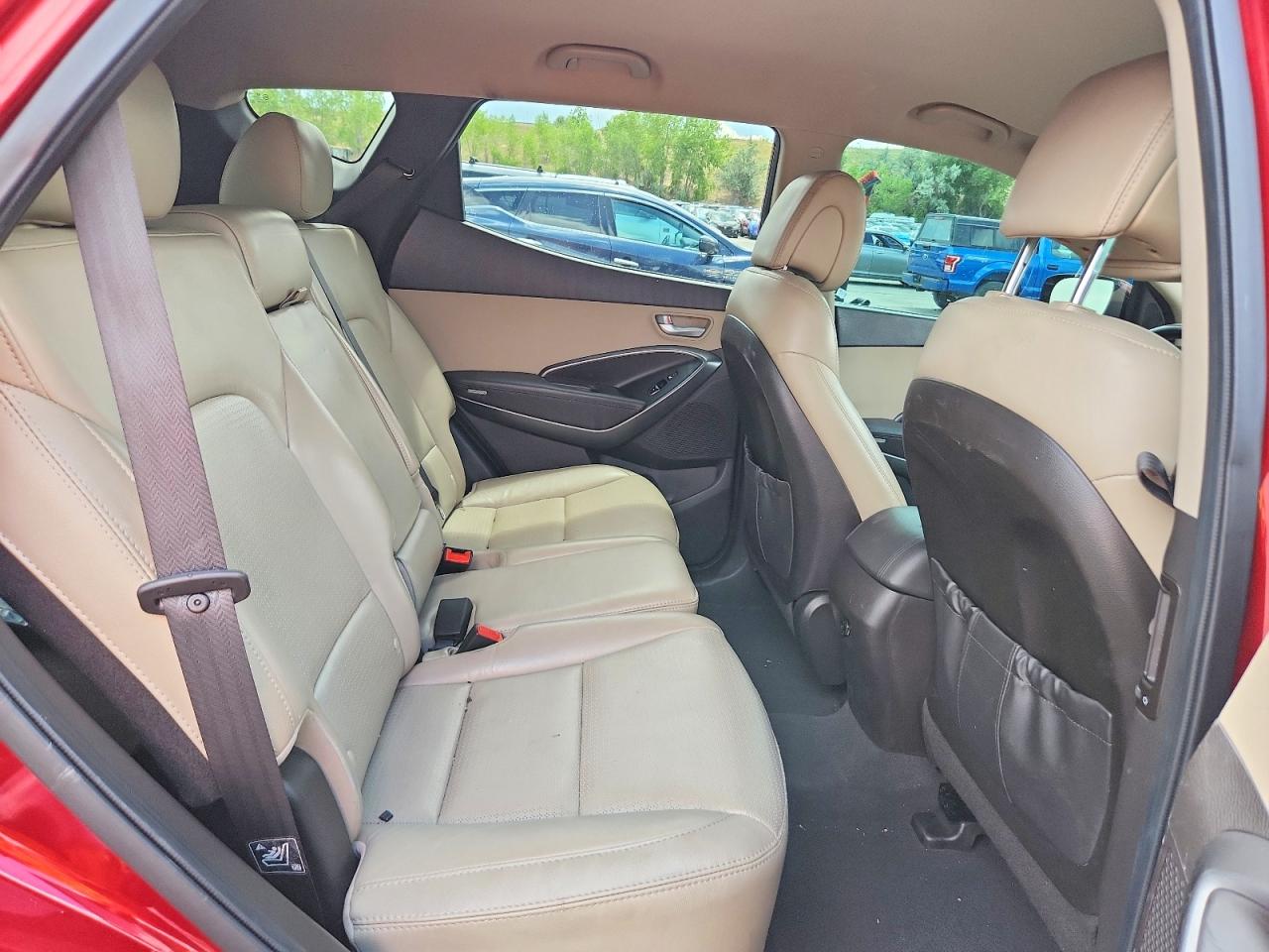 2013 Hyundai Santa Fe Sport 2.4l Красный vin: 5XYZU3LB0DG119791