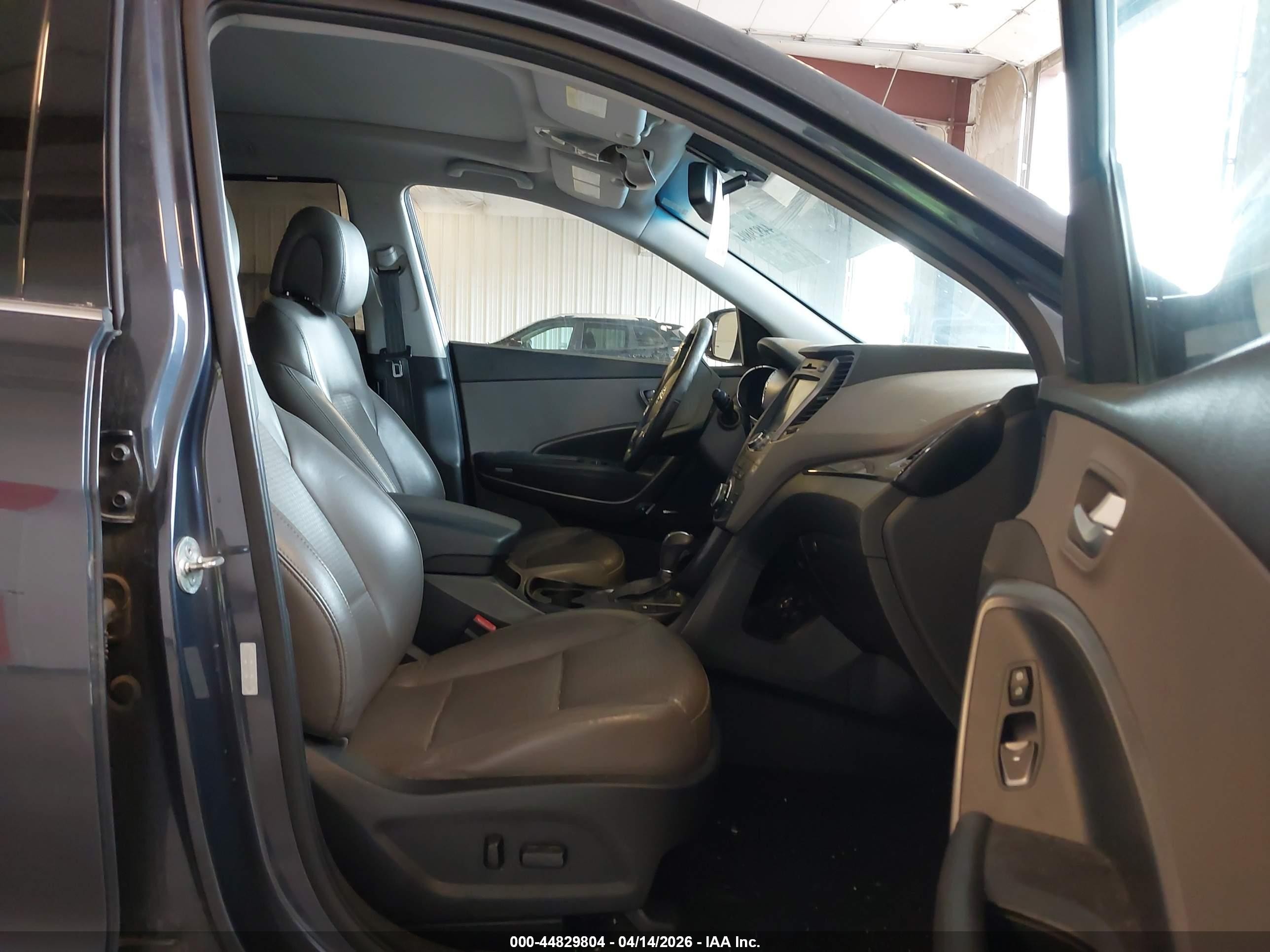 2014 Hyundai Santa Fe Sport 2.4l Blue vin: 5XYZU3LB0EG126189