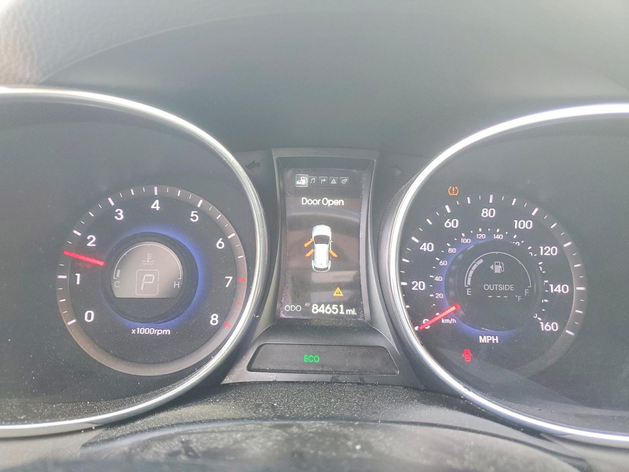 2014 Hyundai Santa Fe Sport 2.4l White vin: 5XYZU3LB0EG143607