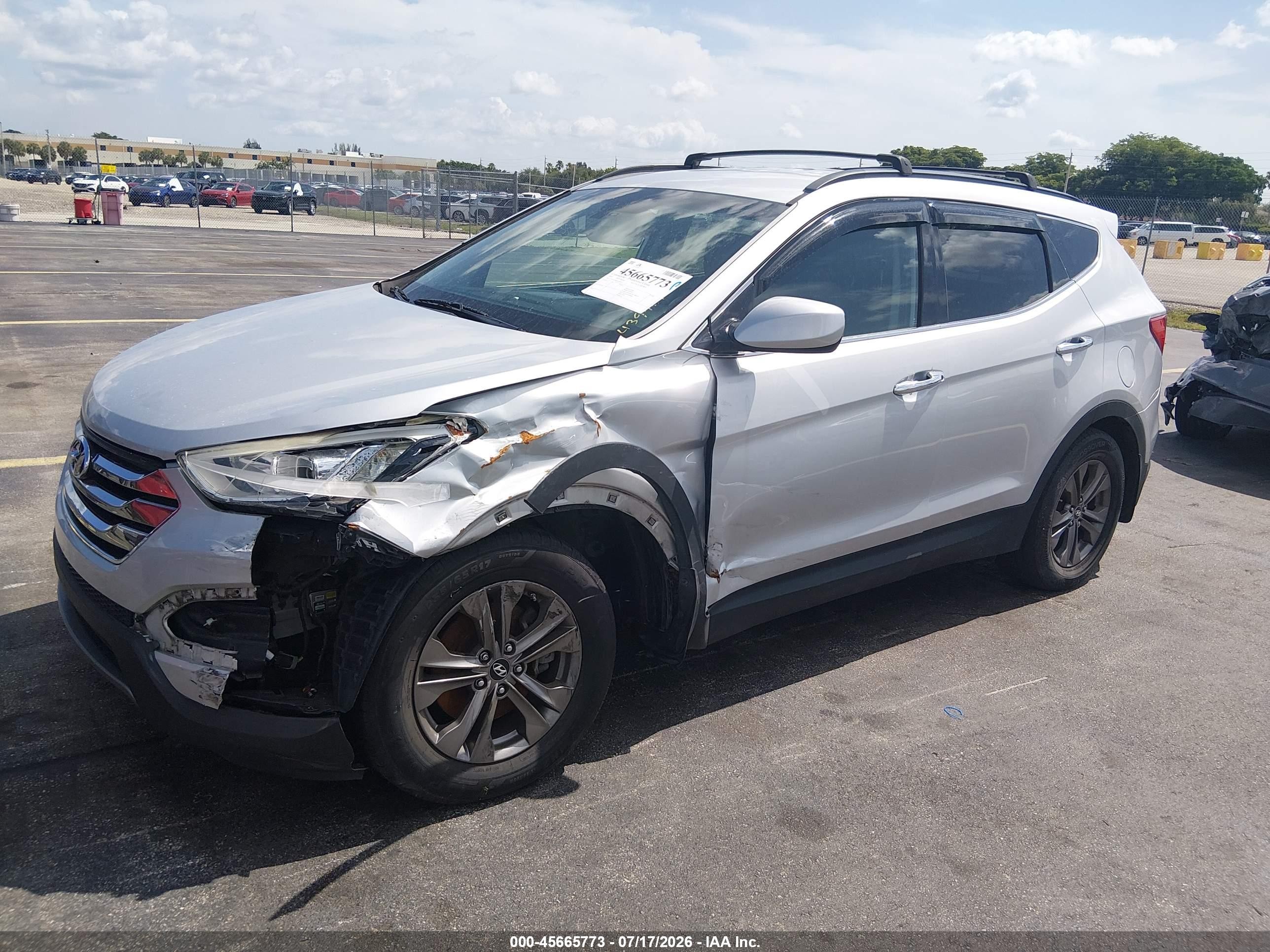 2014 Hyundai Santa Fe Sport 2.4l Silver vin: 5XYZU3LB0EG215017