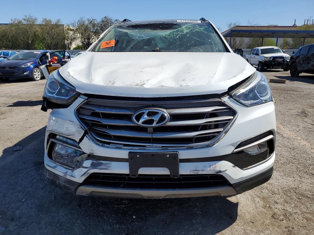2017 Hyundai Santa Fe Sport 2.4l White vin: 5XYZU3LB0HG463367