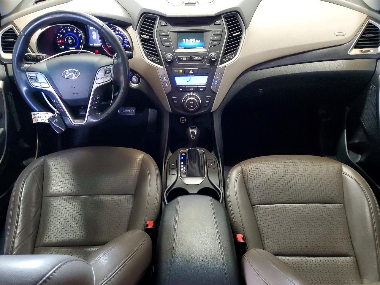 2014 Hyundai Santa Fe Sport 2.4l Silver vin: 5XYZU3LB1EG127870