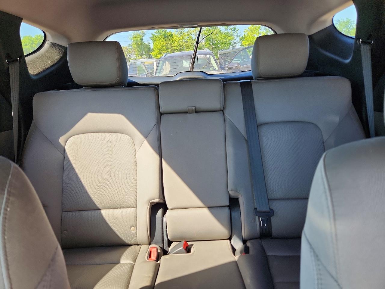 2014 Hyundai Santa Fe Sport 2.4l Белый vin: 5XYZU3LB1EG133605