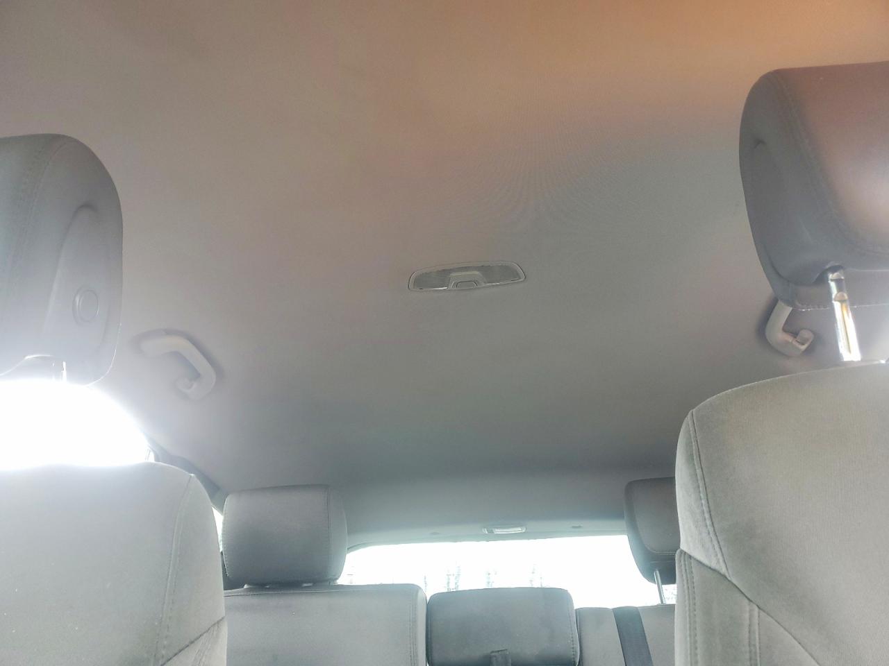 2014 Hyundai Santa Fe Sport 2.4l White vin: 5XYZU3LB1EG148136