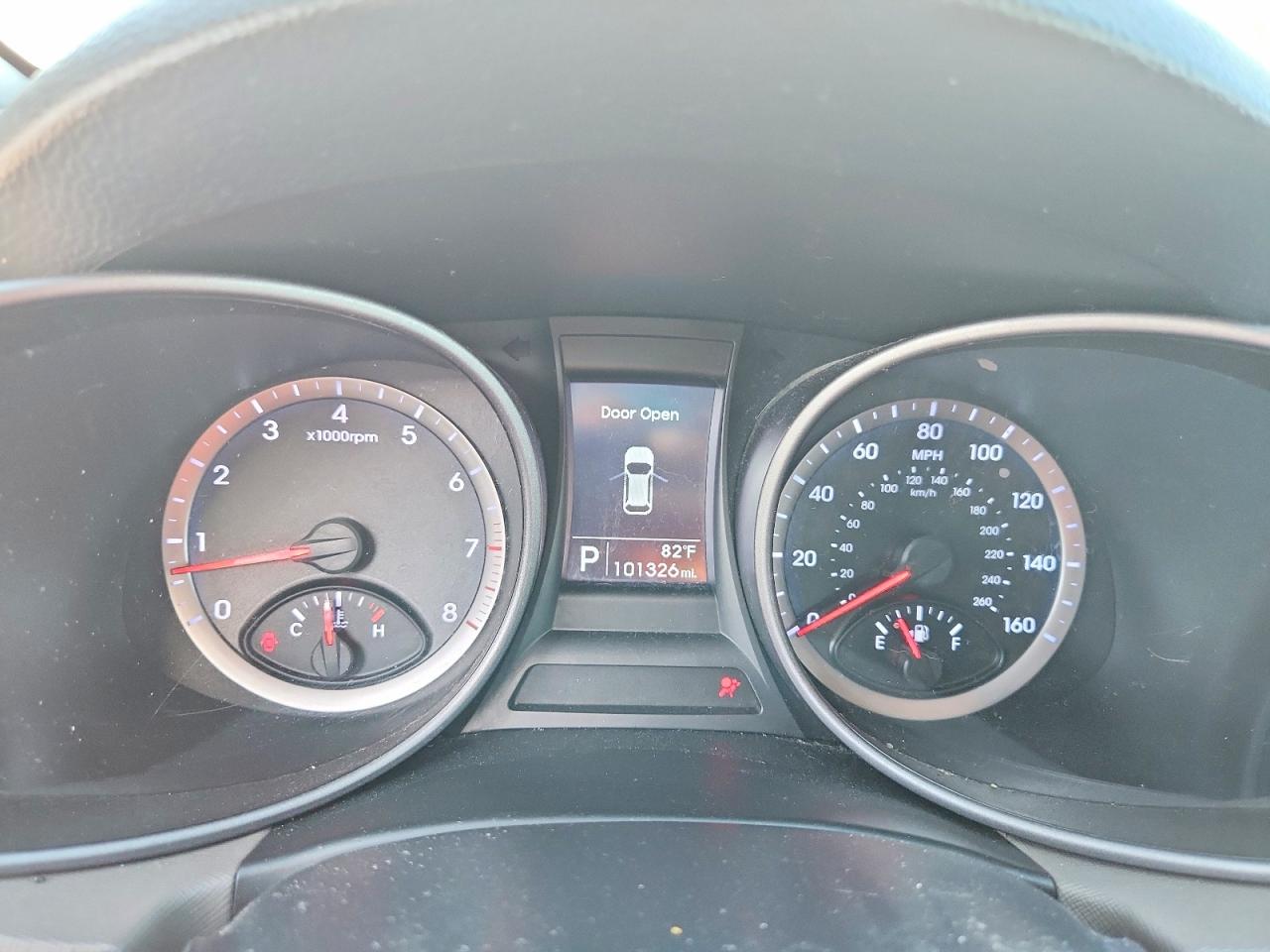2014 Hyundai Santa Fe Sport 2.4l White vin: 5XYZU3LB1EG165065