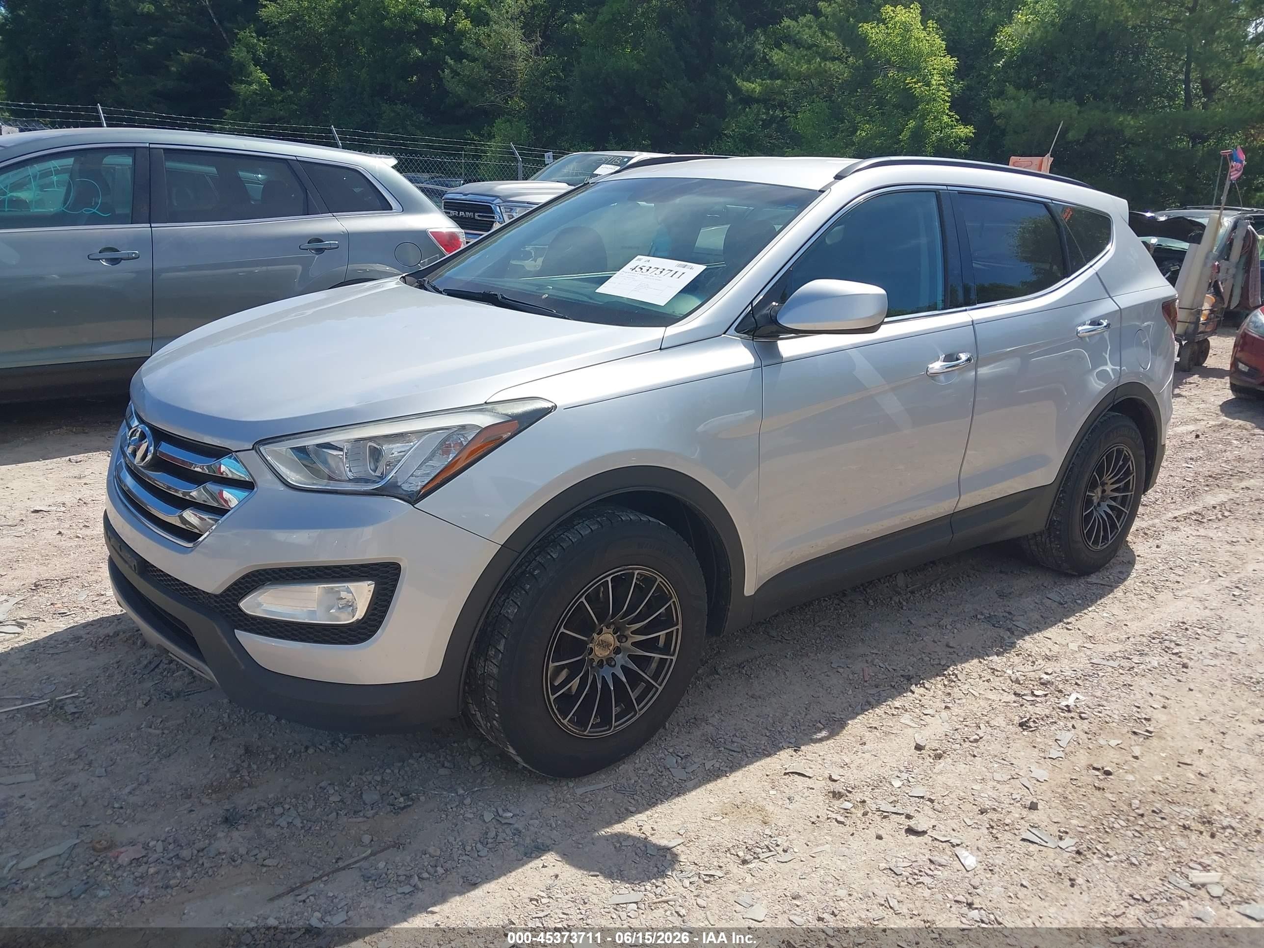 2014 Hyundai Santa Fe Sport 2.4l Silver vin: 5XYZU3LB1EG166913