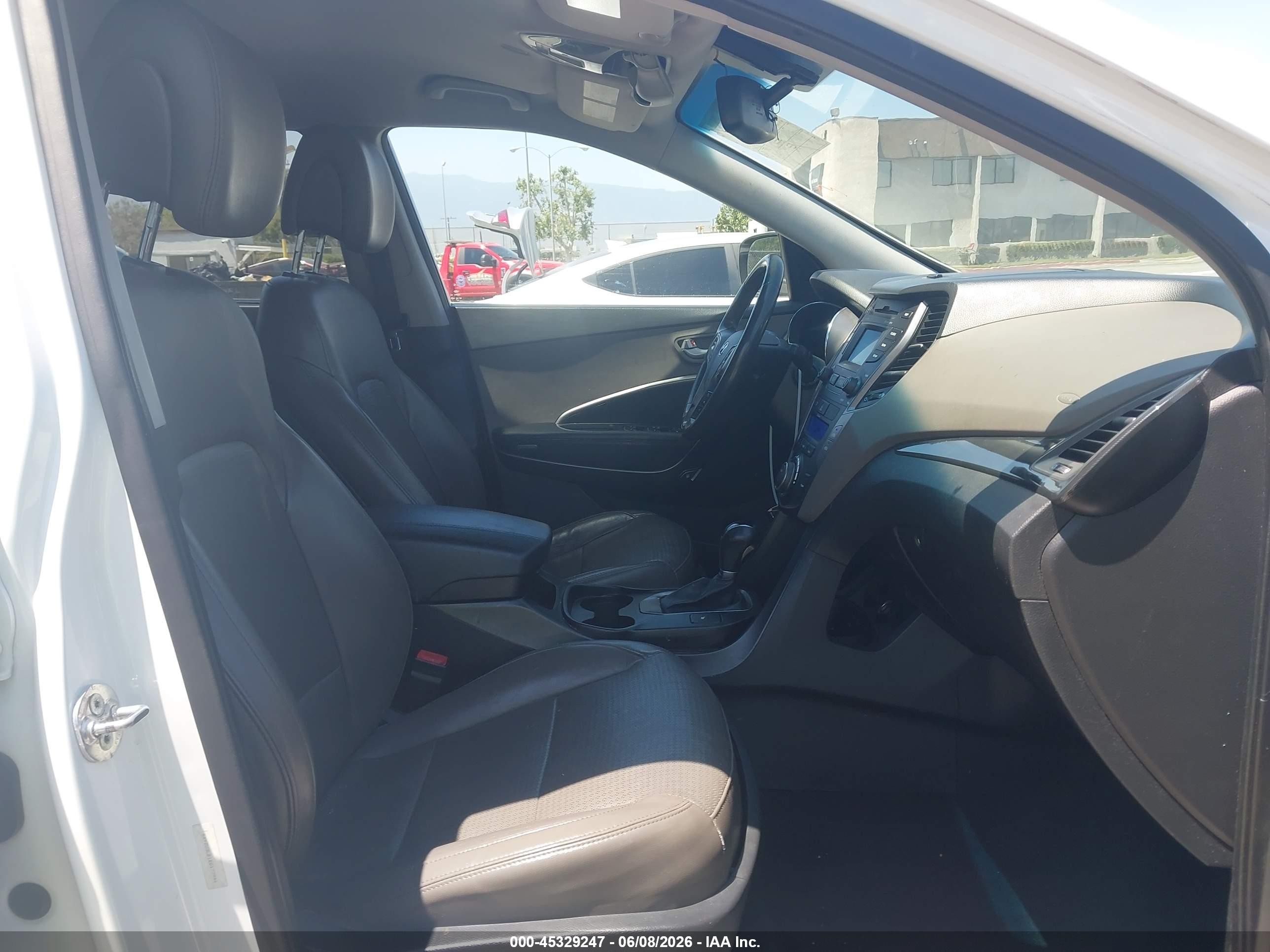 2014 Hyundai Santa Fe Sport 2.4l White vin: 5XYZU3LB1EG177944