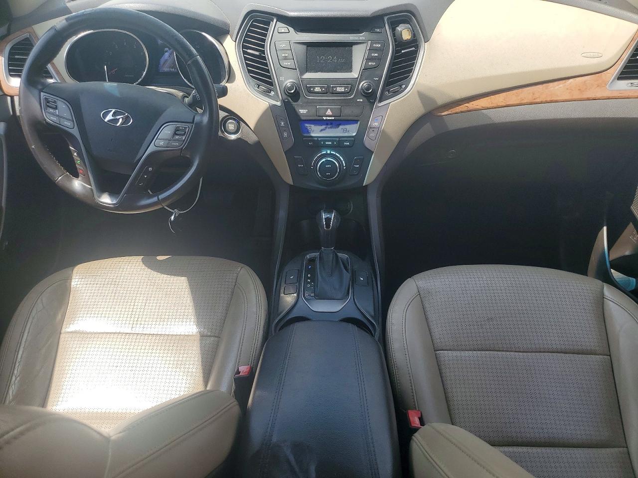 2014 Hyundai Santa Fe Sport 2.4l Белый vin: 5XYZU3LB1EG220582