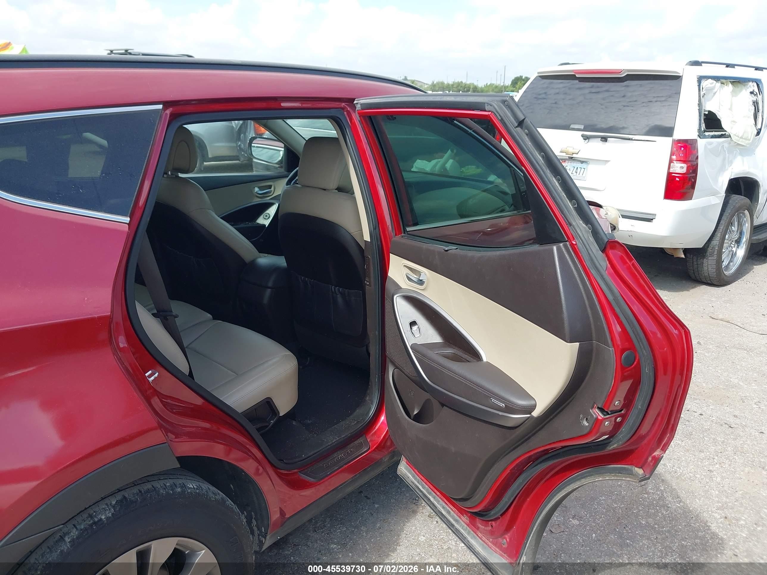 2014 Hyundai Santa Fe Sport 2.4l Red vin: 5XYZU3LB1EG231694