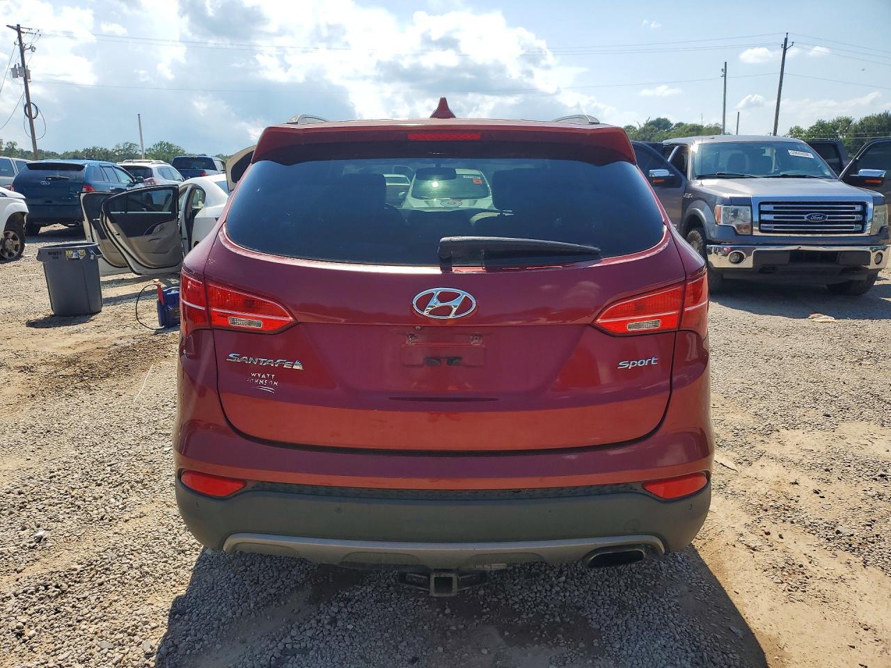 2015 Hyundai Santa Fe Sport 2.4l Red vin: 5XYZU3LB1FG237562