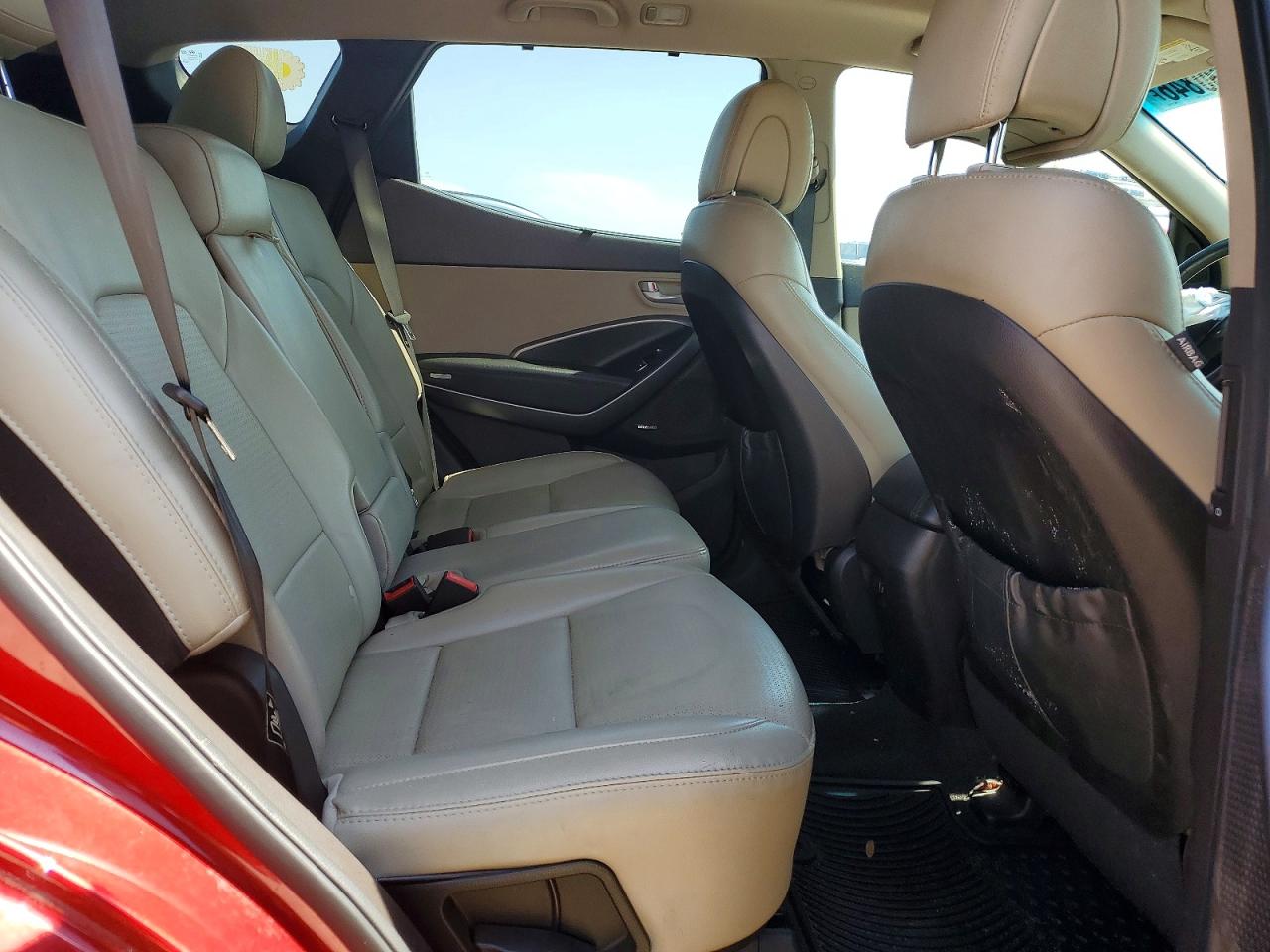 2015 Hyundai Santa Fe Sport 2.4l Red vin: 5XYZU3LB1FG237562