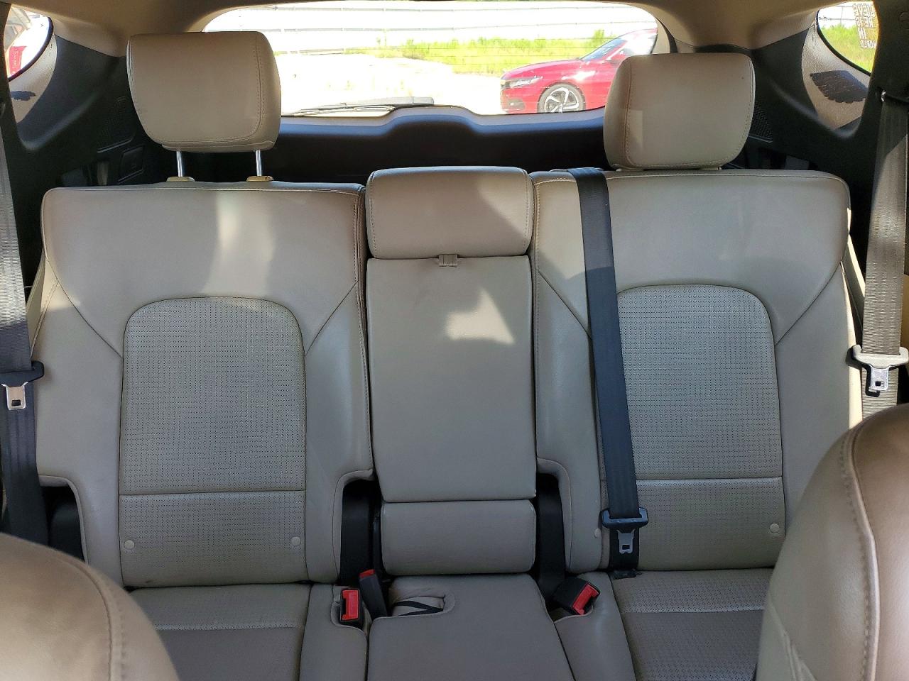 2015 Hyundai Santa Fe Sport 2.4l Red vin: 5XYZU3LB1FG237562