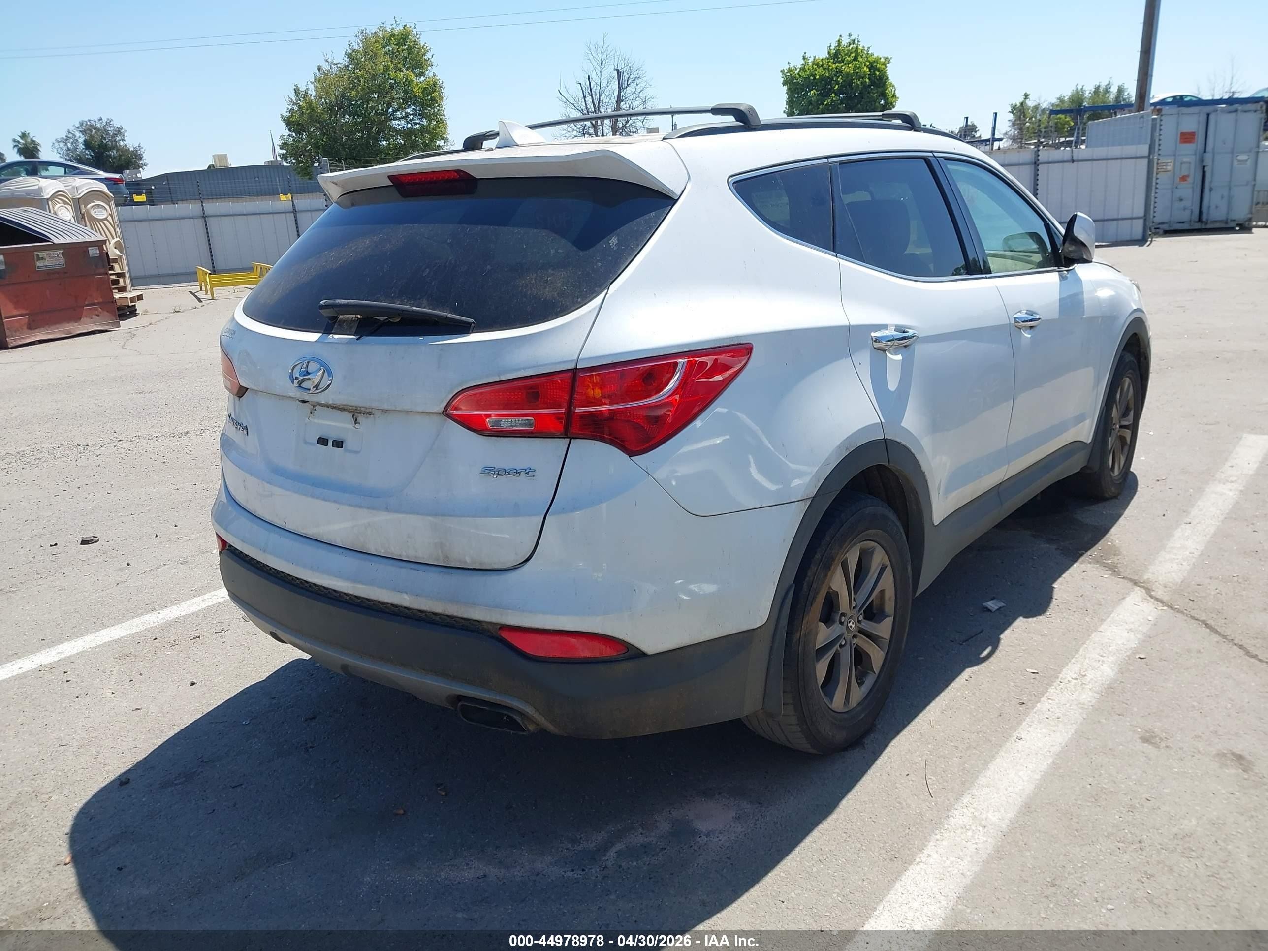 2015 Hyundai Santa Fe Sport 2.4l White vin: 5XYZU3LB1FG237741