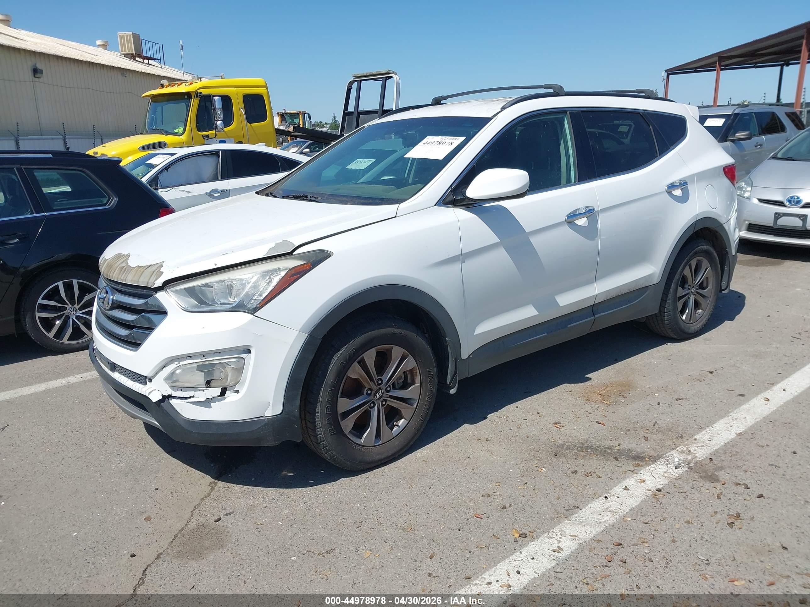 2015 Hyundai Santa Fe Sport 2.4l White vin: 5XYZU3LB1FG237741