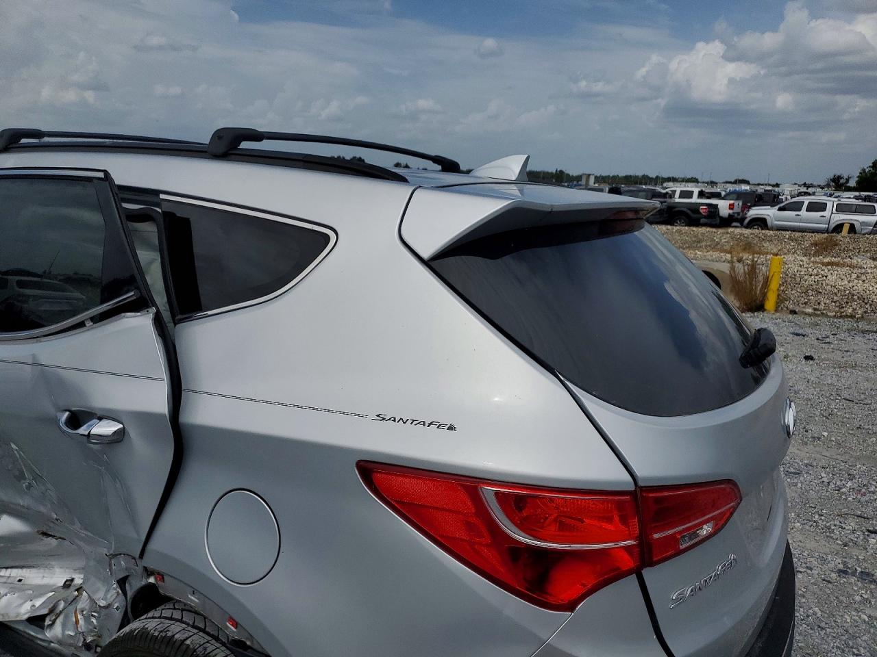 2015 Hyundai Santa Fe Sport 2.4l Silver vin: 5XYZU3LB1FG252644
