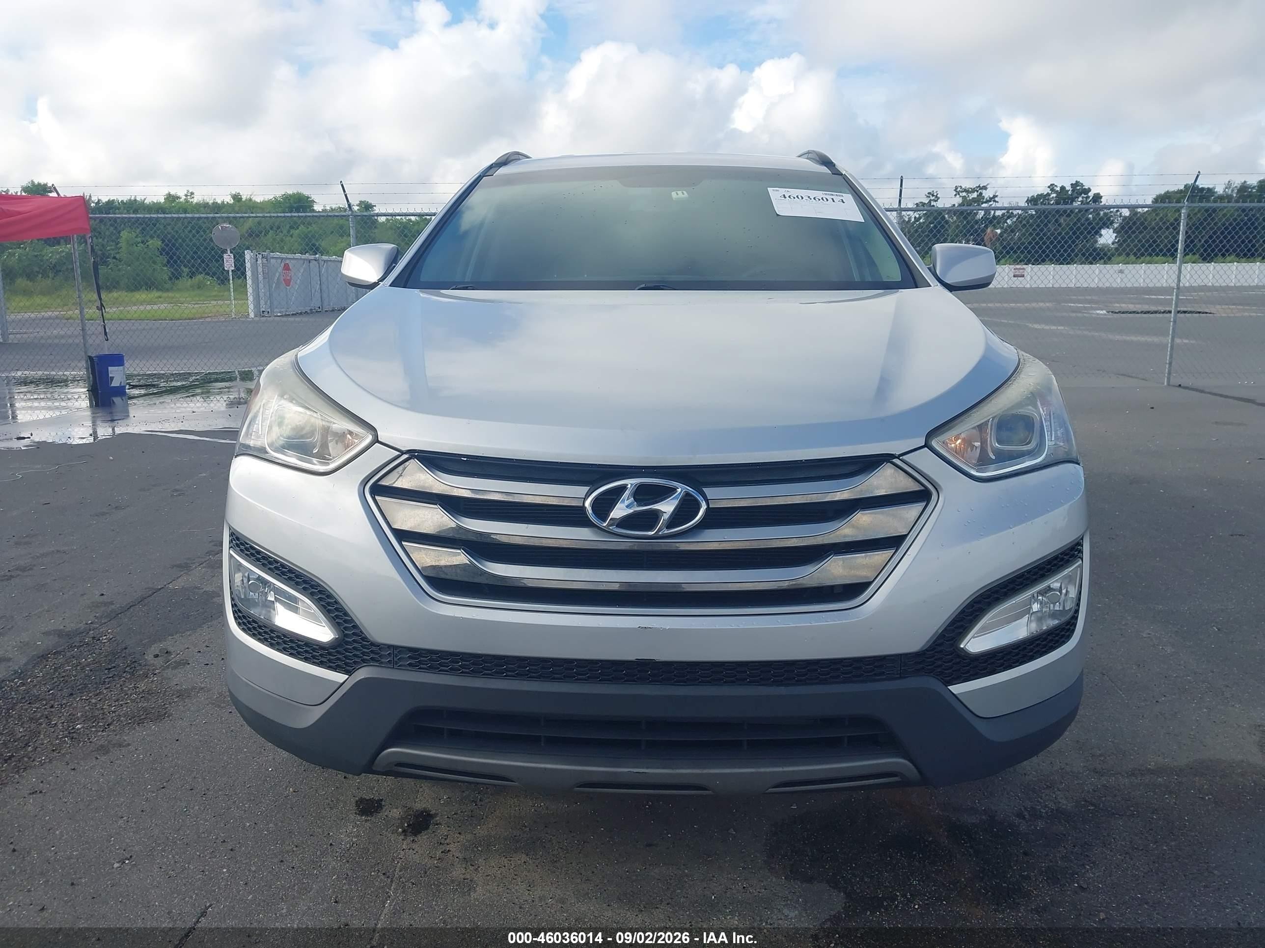 2015 Hyundai Santa Fe Sport 2.4l Серебряный vin: 5XYZU3LB1FG289273