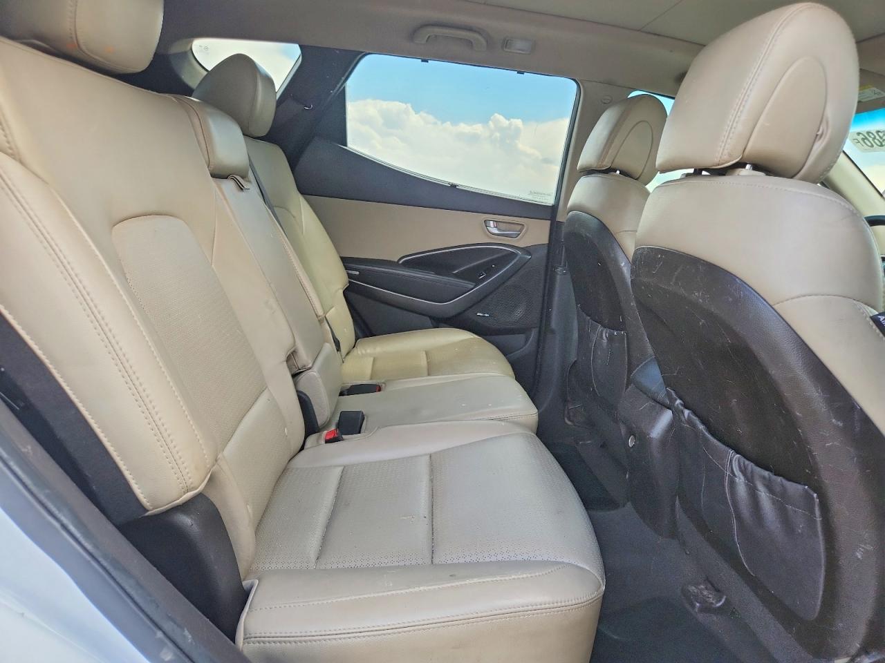 2013 Hyundai Santa Fe Sport 2.4l White vin: 5XYZU3LB2DG040011