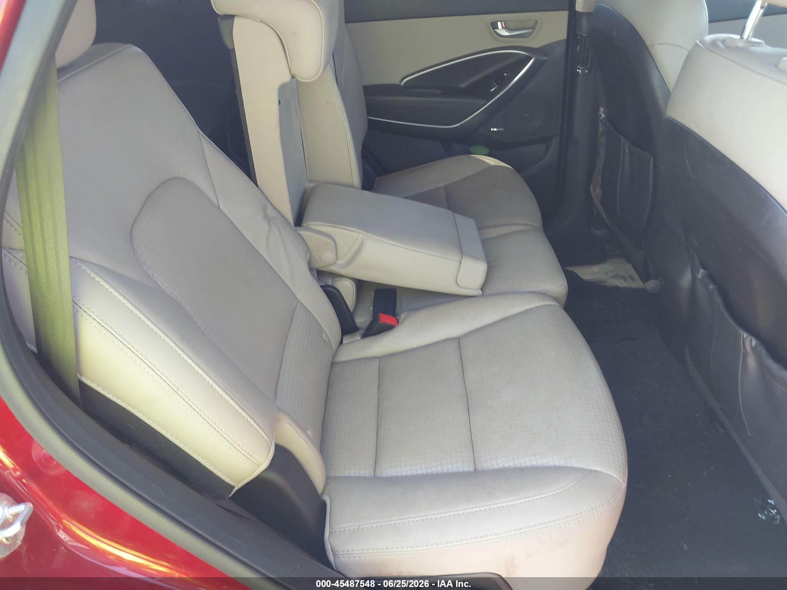 2013 Hyundai Santa Fe Sport Red vin: 5XYZU3LB2DG116214