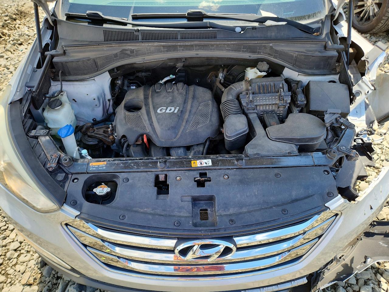 2014 Hyundai Santa Fe Sport 2.4l Silver vin: 5XYZU3LB2EG130728