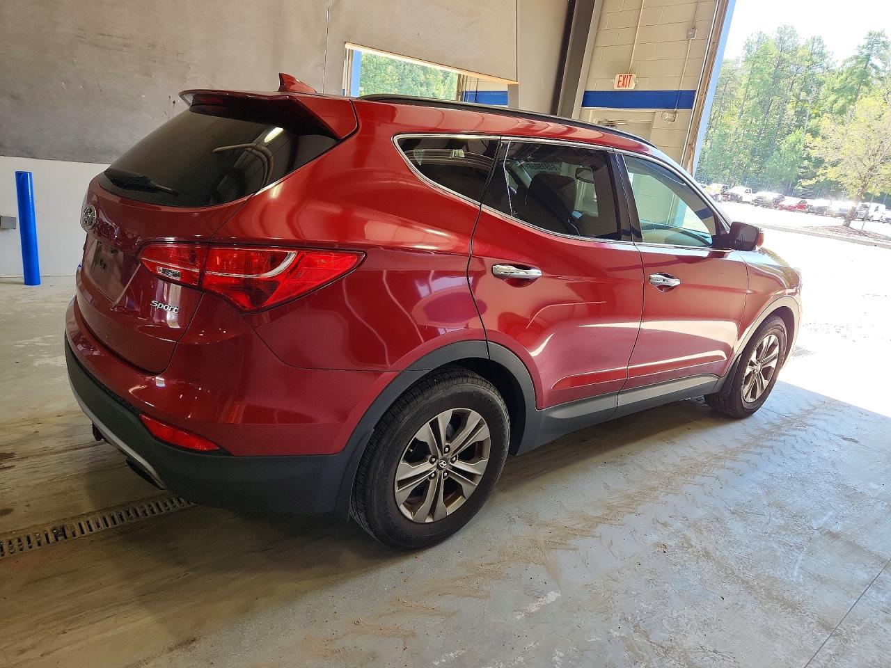 2014 Hyundai Santa Fe Sport 2.4l Red vin: 5XYZU3LB2EG131250