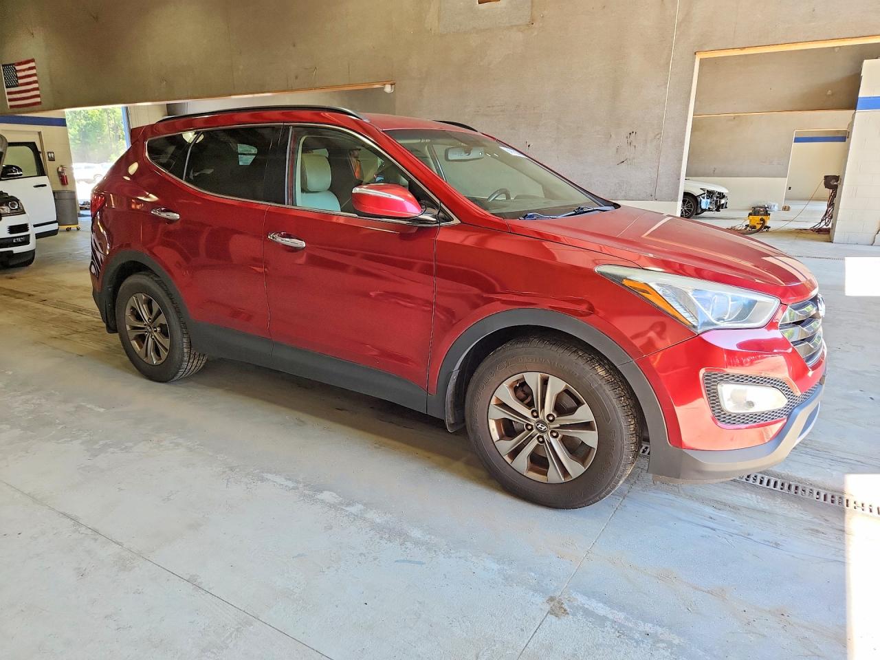 2014 Hyundai Santa Fe Sport 2.4l Red vin: 5XYZU3LB2EG131250