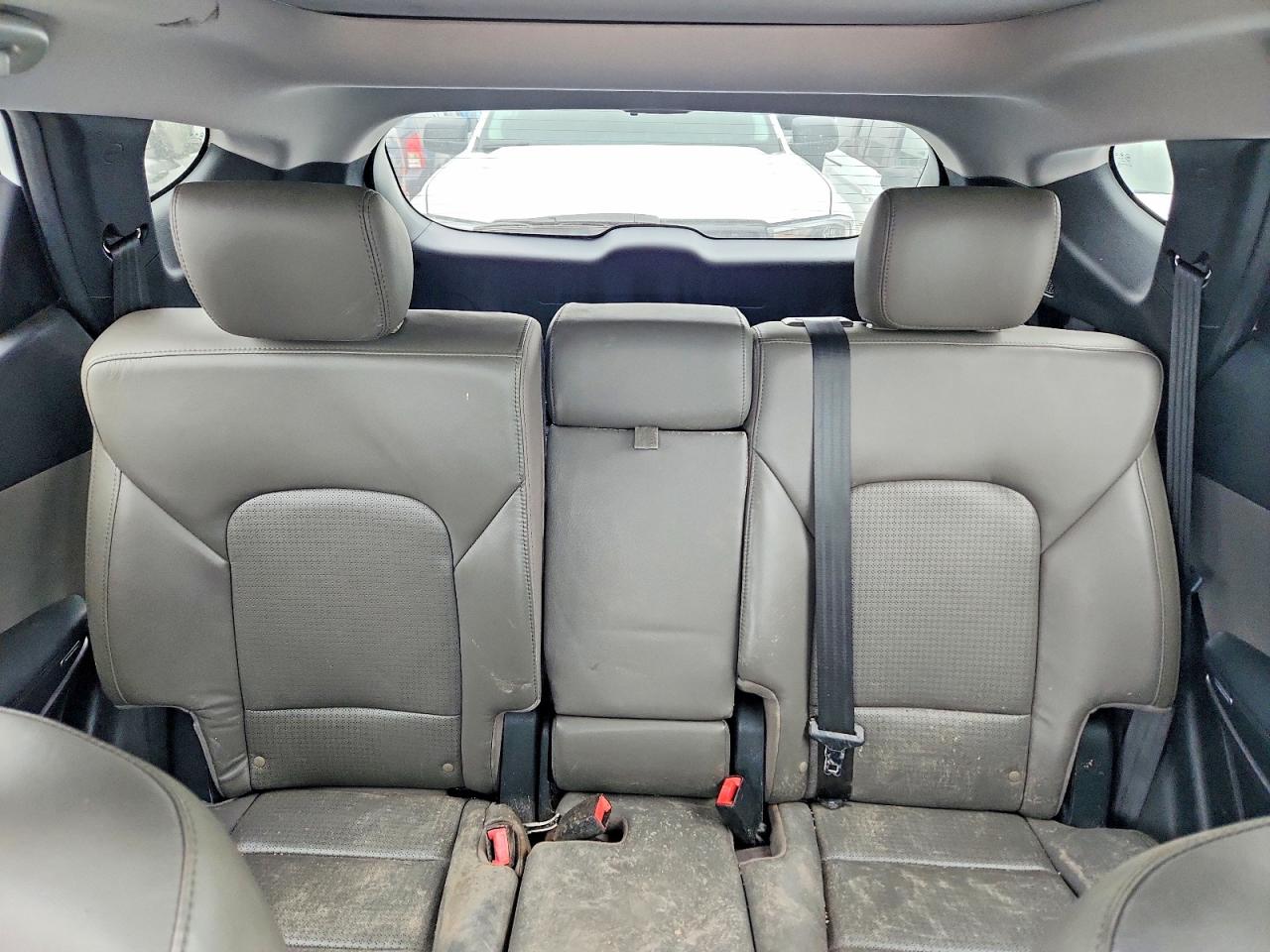 2014 Hyundai Santa Fe Sport 2.4l White vin: 5XYZU3LB2EG135394