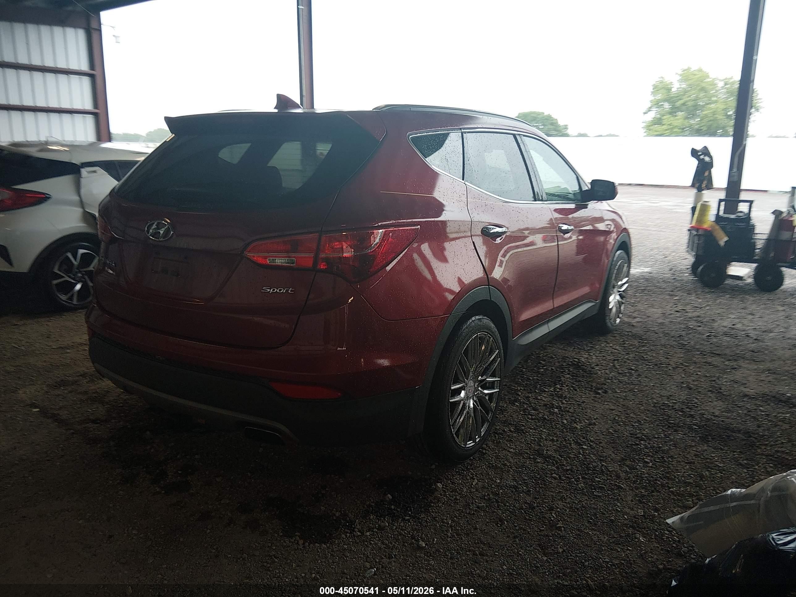 2015 Hyundai Santa Fe Sport 2.4l Red vin: 5XYZU3LB2FG259859