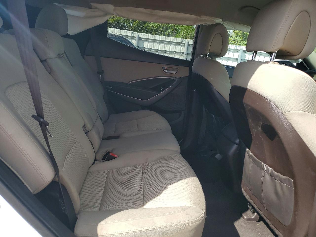 2015 Hyundai Santa Fe Sport 2.4l Белый vin: 5XYZU3LB2FG267234