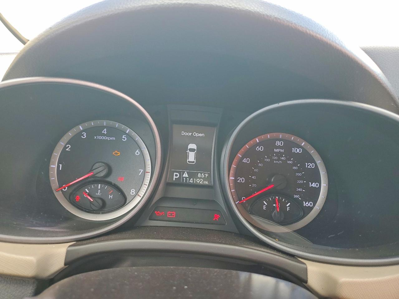 2015 Hyundai Santa Fe Sport 2.4l Белый vin: 5XYZU3LB2FG267234