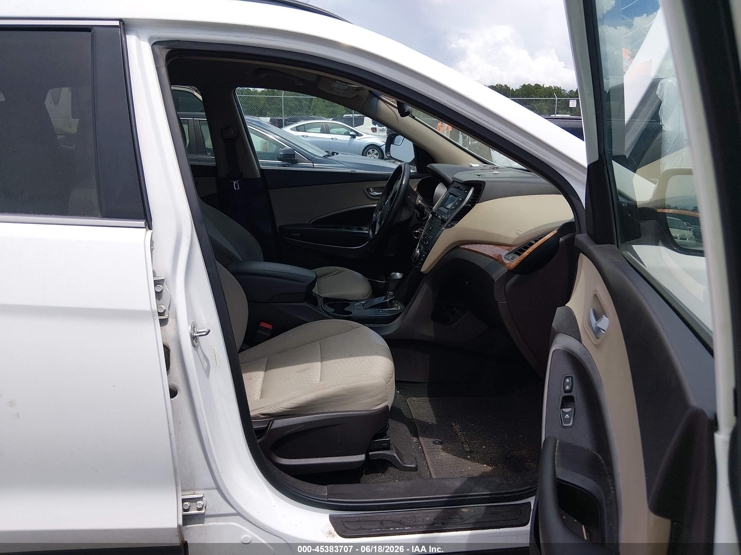2015 Hyundai Santa Fe Sport 2.4l White vin: 5XYZU3LB2FG292635