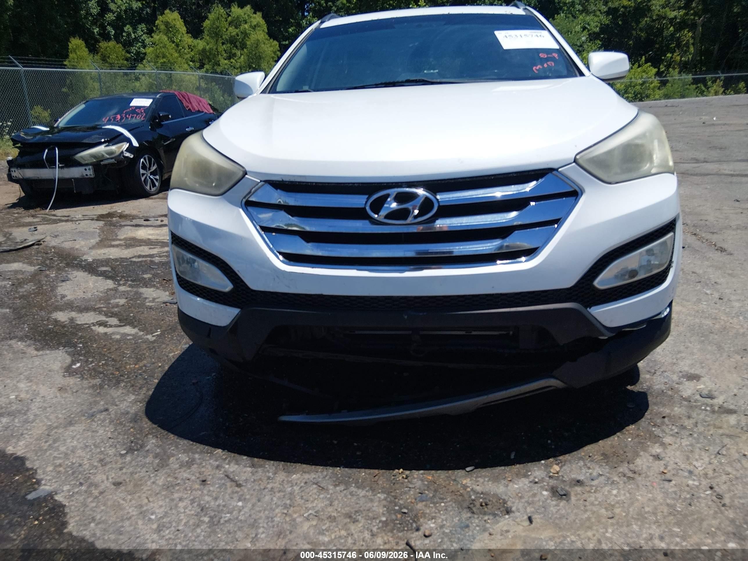 2013 Hyundai Santa Fe Sport White vin: 5XYZU3LB3DG042608