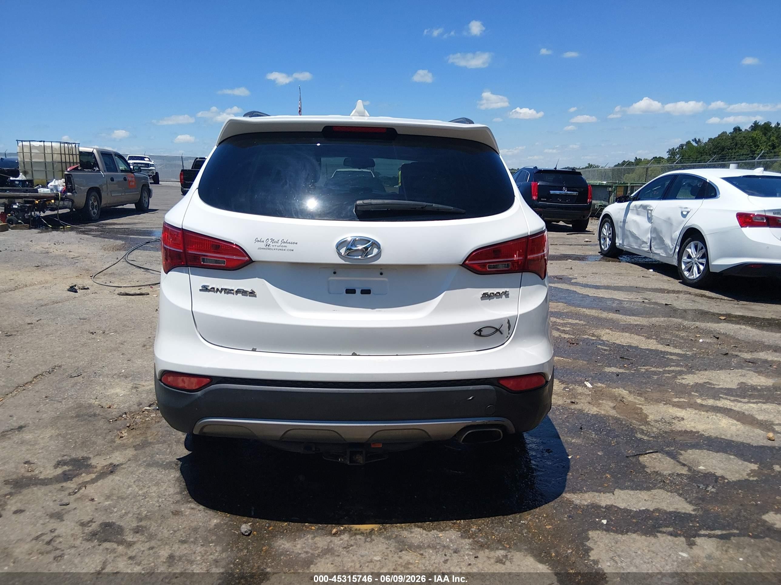 2013 Hyundai Santa Fe Sport White vin: 5XYZU3LB3DG042608
