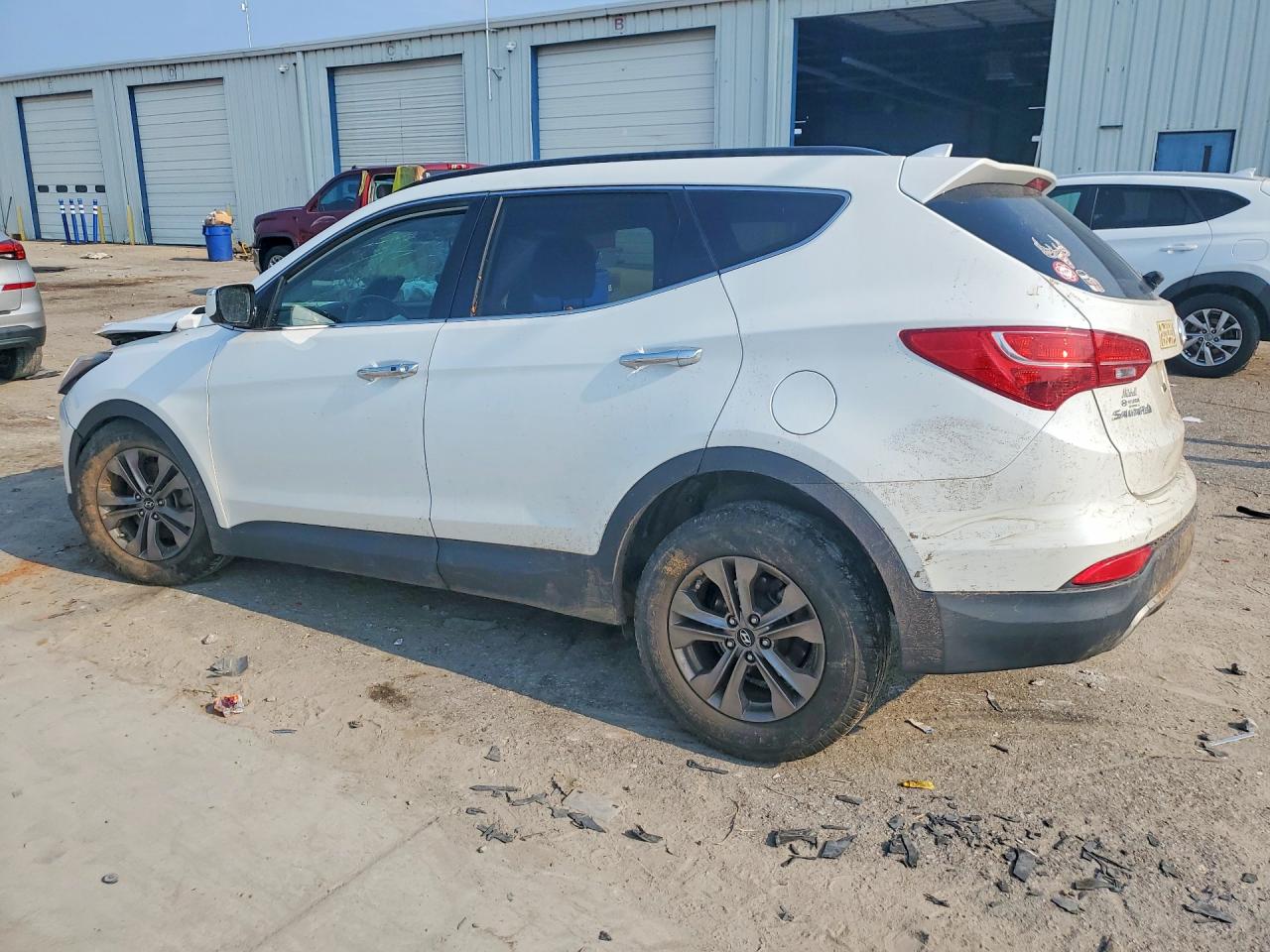 2013 Hyundai Santa Fe Sport 2.4l Белый vin: 5XYZU3LB3DG070053