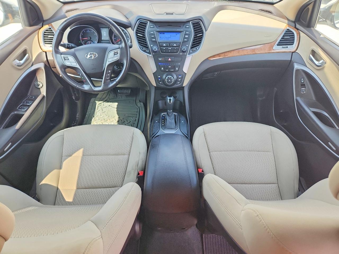 2013 Hyundai Santa Fe Sport 2.4l White vin: 5XYZU3LB3DG077858