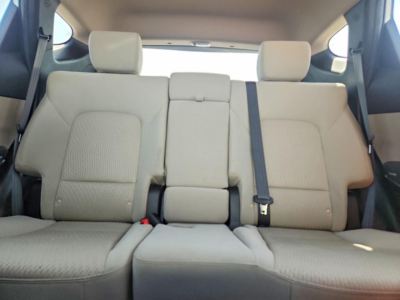 2013 Hyundai Santa Fe Sport 2.4l White vin: 5XYZU3LB3DG077858