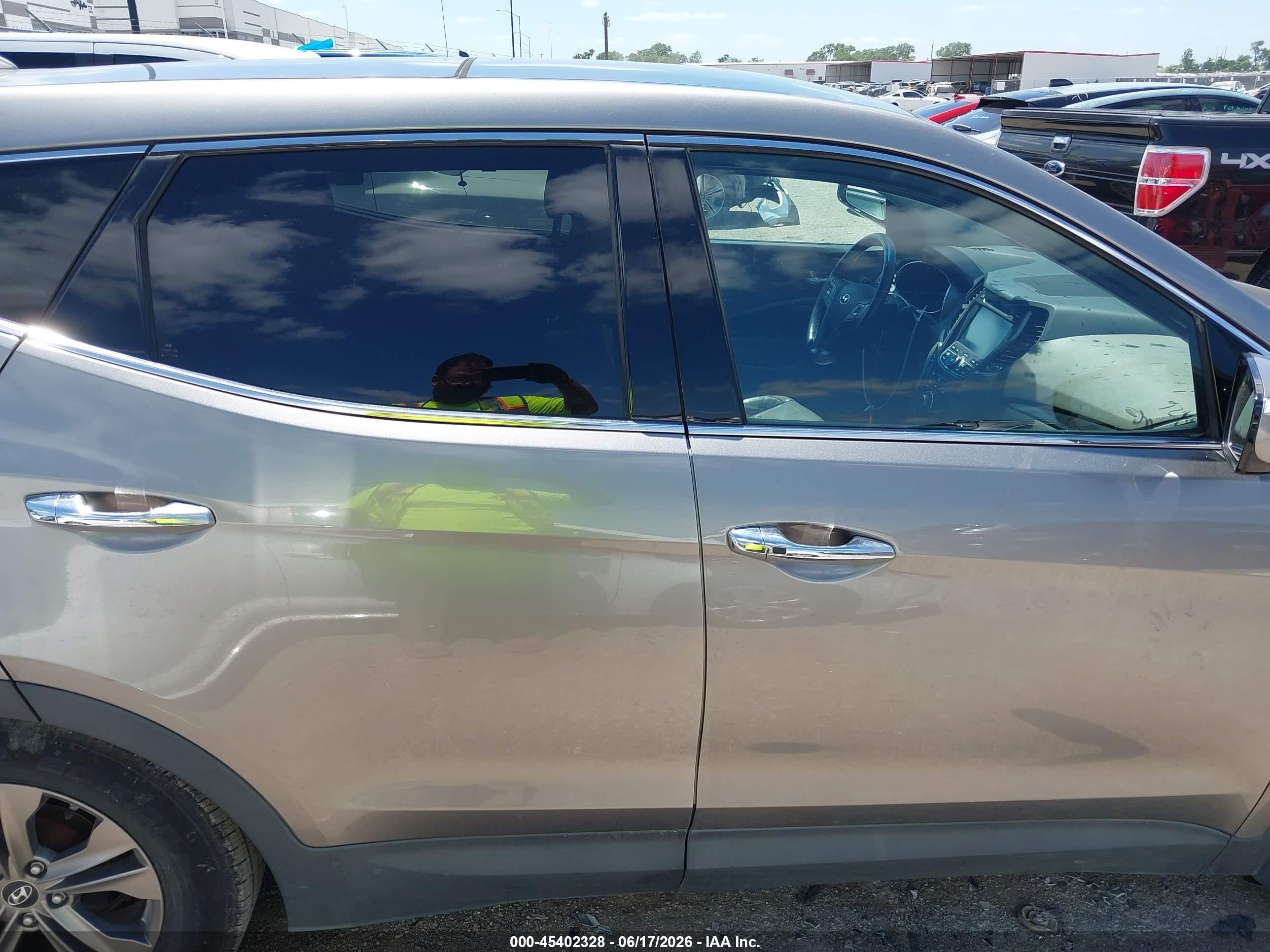 2013 Hyundai Santa Fe Sport Brown vin: 5XYZU3LB3DG084924