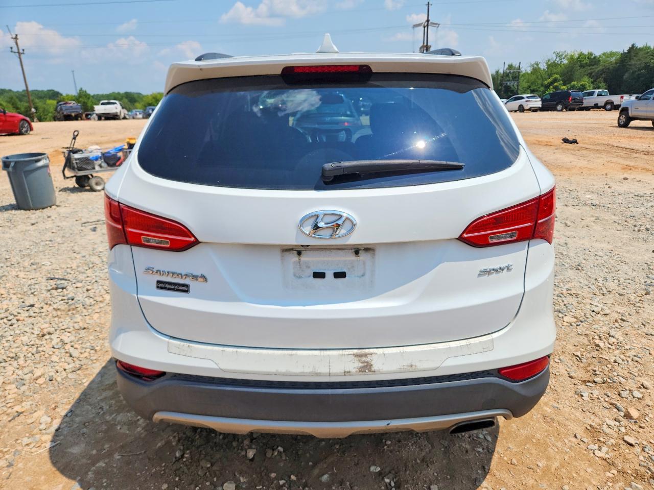 2014 Hyundai Santa Fe Sport 2.4l White vin: 5XYZU3LB3EG138689