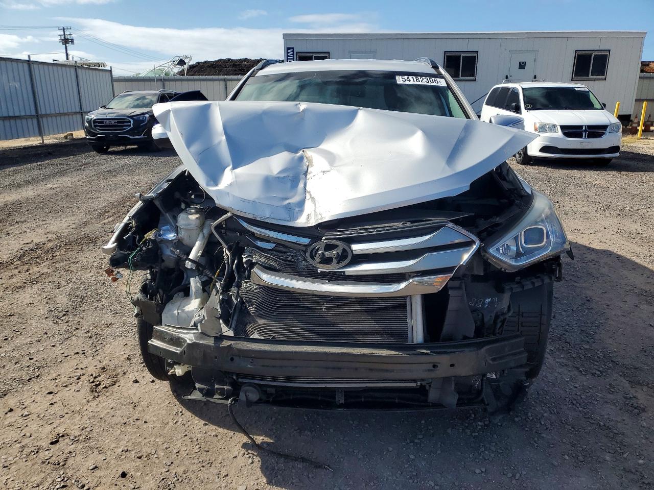2014 Hyundai Santa Fe Sport 2.4l Серебряный vin: 5XYZU3LB3EG140040