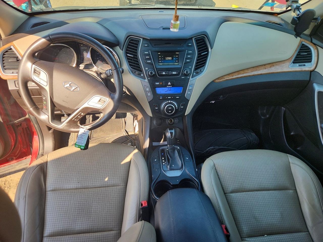2014 Hyundai Santa Fe Sport 2.4l Red vin: 5XYZU3LB3EG153340