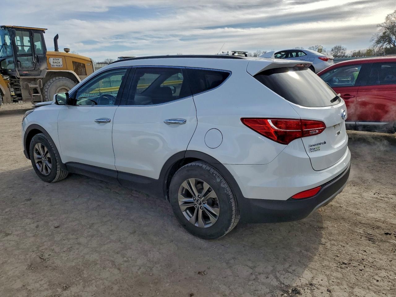 2014 Hyundai Santa Fe Sport 2.4l White vin: 5XYZU3LB3EG167657