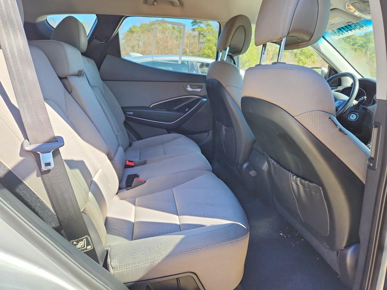 2014 Hyundai Santa Fe Sport 2.4l Silver vin: 5XYZU3LB3EG181302
