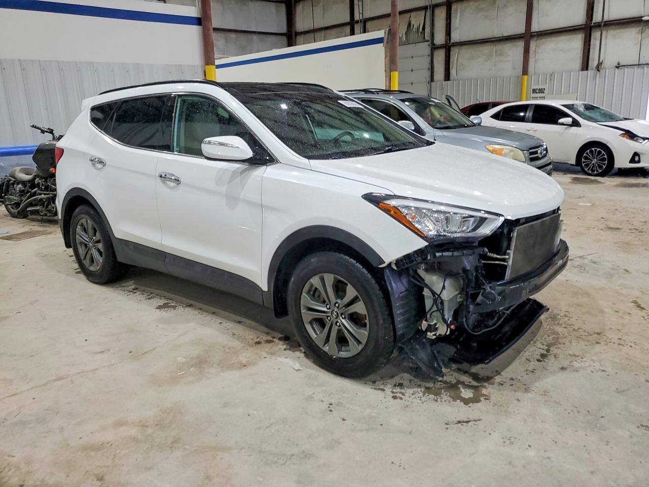 2014 Hyundai Santa Fe Sport 2.4l White vin: 5XYZU3LB3EG204626