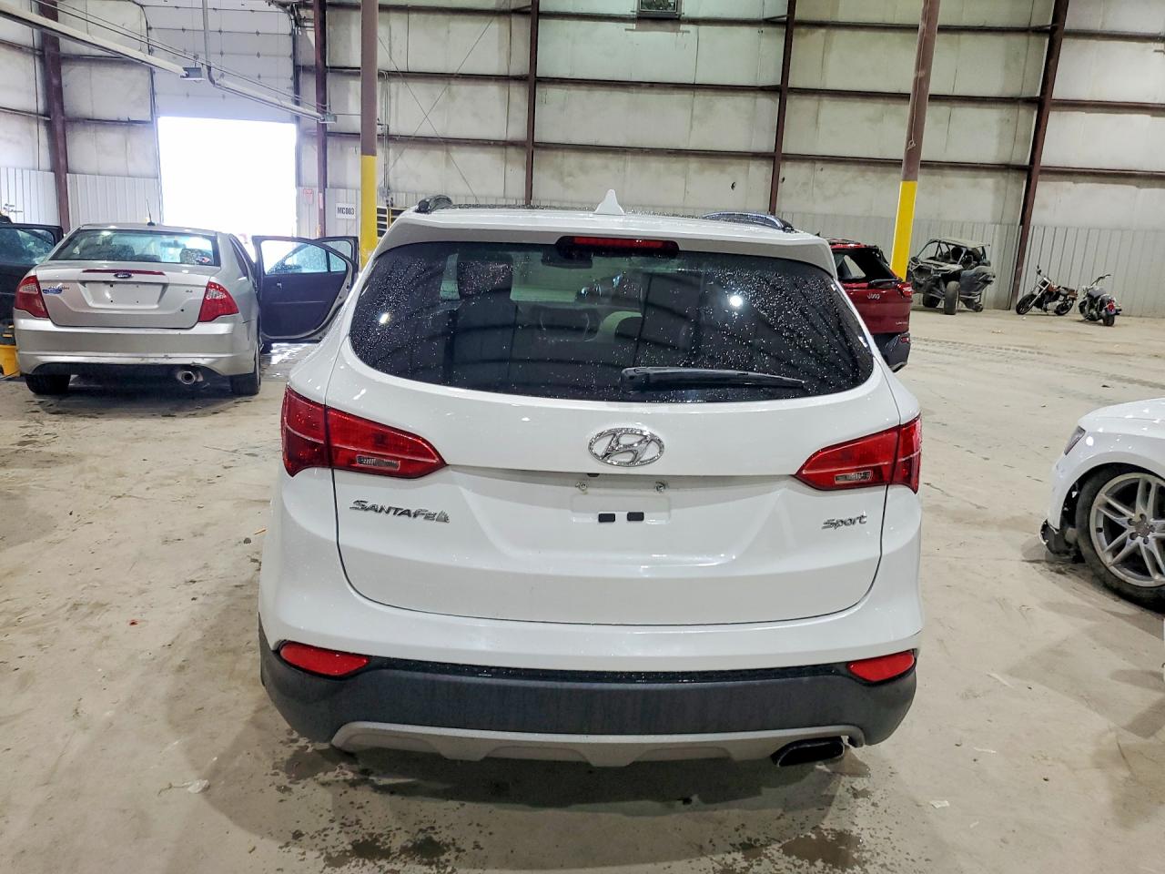 2014 Hyundai Santa Fe Sport 2.4l White vin: 5XYZU3LB3EG204626