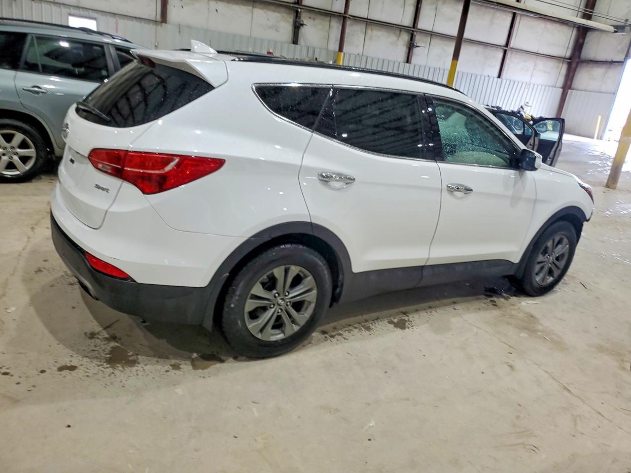 2014 Hyundai Santa Fe Sport 2.4l White vin: 5XYZU3LB3EG204626