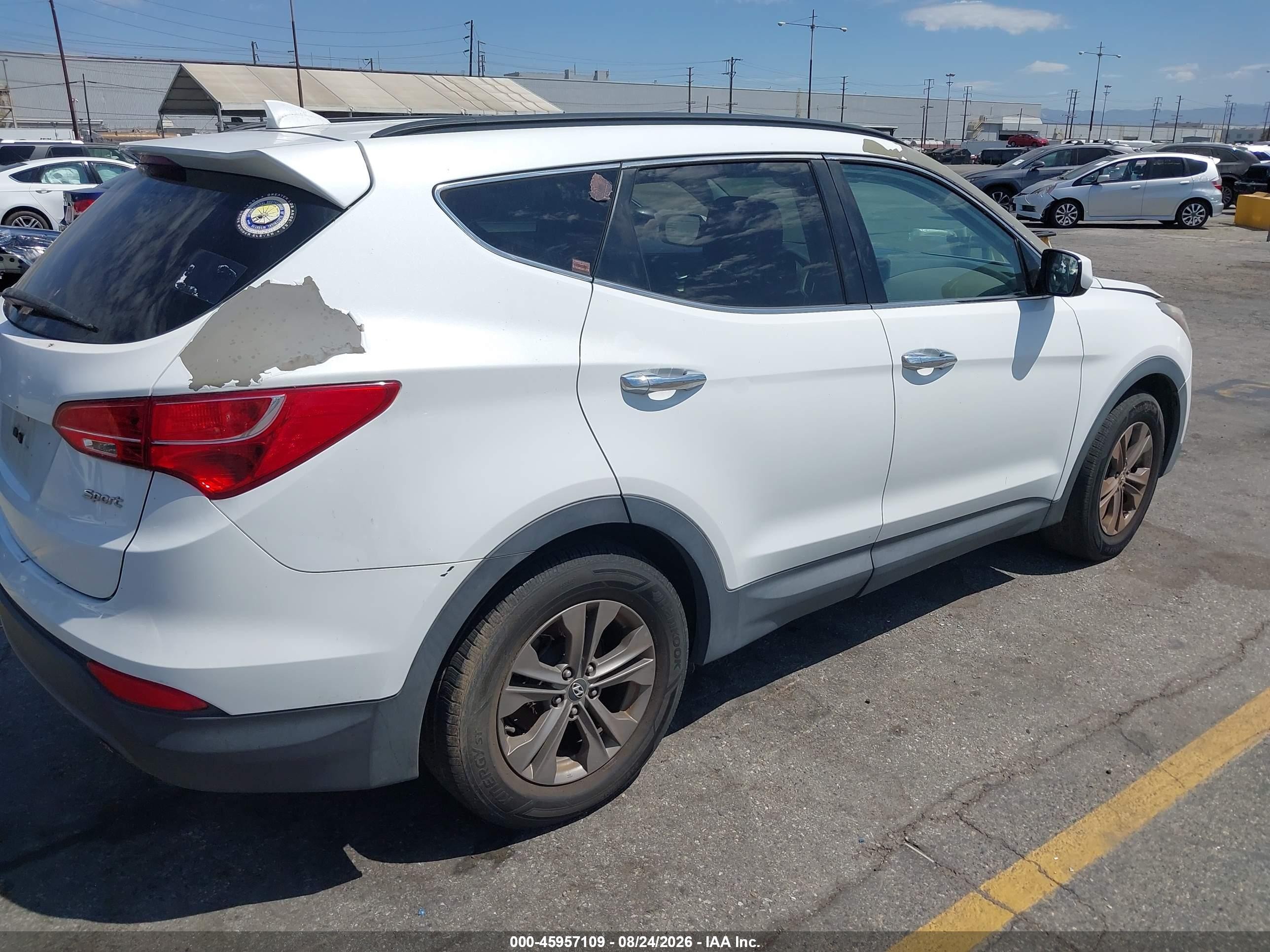 2014 Hyundai Santa Fe Sport 2.4l White vin: 5XYZU3LB3EG217747