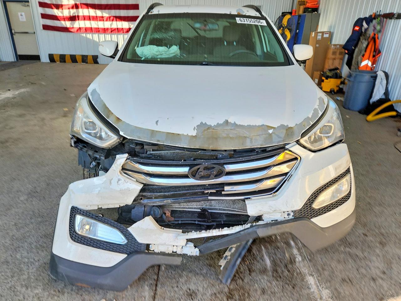2014 Hyundai Santa Fe Sport 2.4l White vin: 5XYZU3LB3EG224892