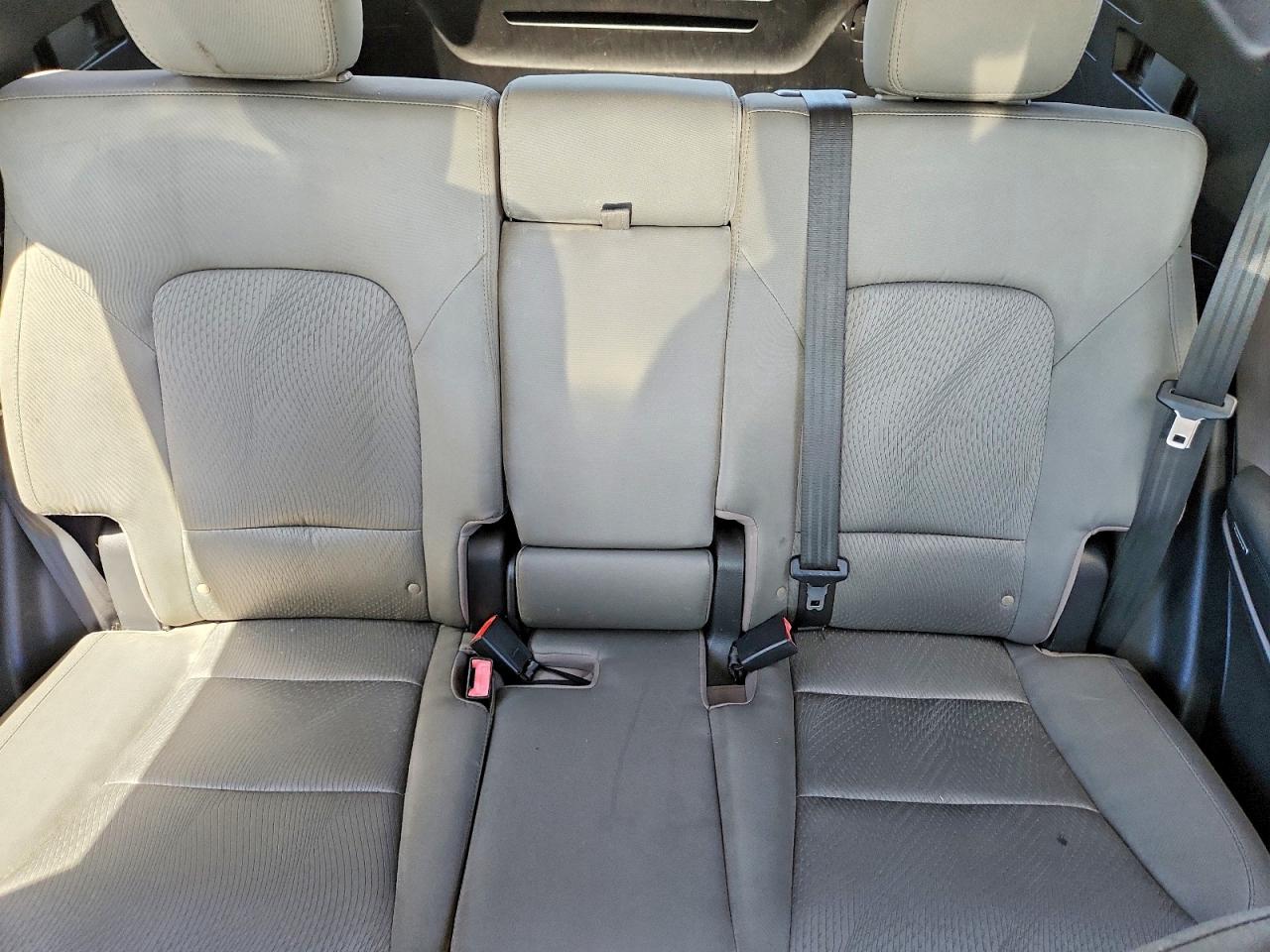 2015 Hyundai Santa Fe Sport 2.4l White vin: 5XYZU3LB3FG249499